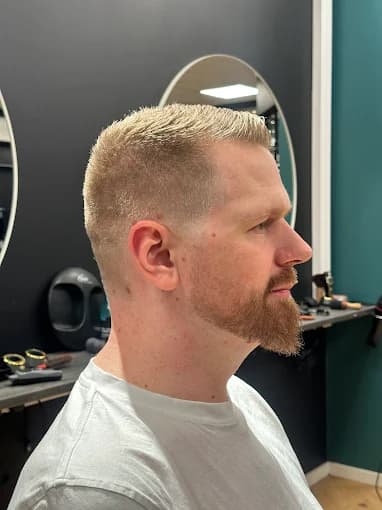 Frisk fade og skæg hos Salon Billund